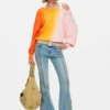 Jeans-Hose mit Blumen-Ziernähten