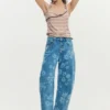 Jeans mit Blumenmuster Jeans mit Blumenmuster