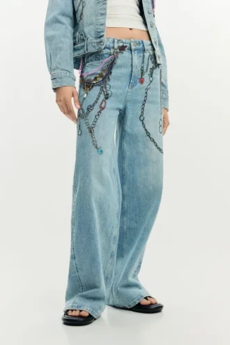 Jeanshose mit Ketten Jeanshose mit Ketten