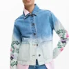 Jeansjacke mit Blumen Jeansjacke mit Blumen