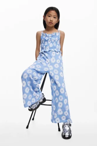 Jumpsuit mit Blumenmuster und Trägern
