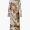 Kleid mit Stehkragen Kleid mit Stehkragen