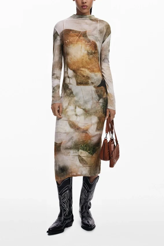 Kleid mit Stehkragen Kleid mit Stehkragen