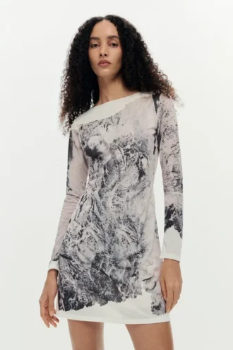 Kleider mit Collagenprint