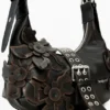 Kleine Tasche mit Blumen-Applikationen