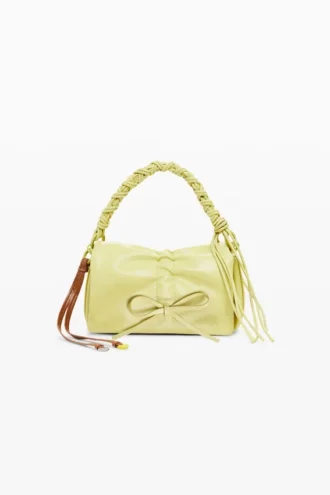 Kleine Tasche mit glänzender Schleife