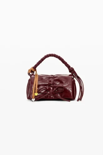 Kleine Tasche mit glänzender Schleife