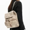 Kleiner bestickter Rucksack