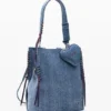Kleiner Denim-Rucksack mit Herz Kleiner Denim-Rucksack mit Herz
