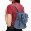 Kleiner Denim-Rucksack mit Herz Kleiner Denim-Rucksack mit Herz