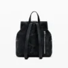 Kleiner Rucksack mit Perforation Kleiner Rucksack mit Perforation