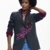 Kombinierter Blazer mit Kapuze Kombinierter Blazer mit Kapuze