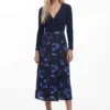 Kombiniertes Midikleid Kombiniertes Midikleid