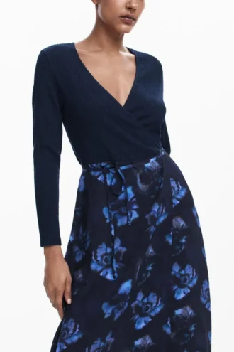 Kombiniertes Midikleid Kombiniertes Midikleid