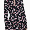 Kurzes Blumenhemdkleid Kurzes Blumenhemdkleid