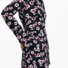 Kurzes Blumenhemdkleid Kurzes Blumenhemdkleid