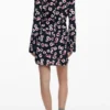 Kurzes Blumenhemdkleid Kurzes Blumenhemdkleid
