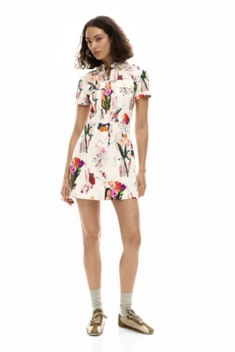 Kurzes Collage-Kleid