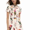 Kurzes Collage-Kleid