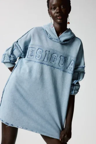 Kurzes Sweatshirt-Kleid