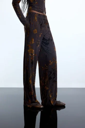 Lange Hose mit Flockdruck