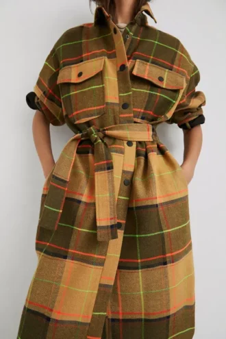 Langer Tartan-Mäntel