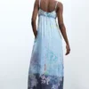 Langes Jeans-Kleid mit Trägern Langes Jeans-Kleid mit Trägern