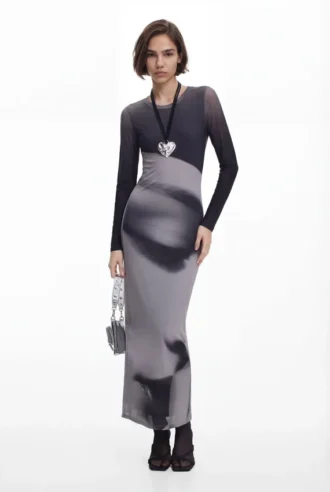 Langes Kleid mit Porträt