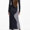 Langes Kleid mit Porträt Langes Kleid mit Porträt