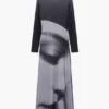 Langes Kleid mit Porträt Langes Kleid mit Porträt
