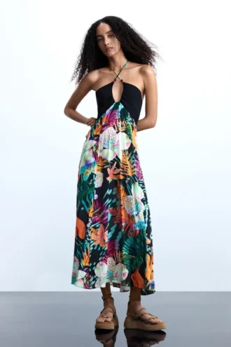 Langes Kleid mit tropischem Print