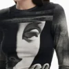 Langärmliges T-Shirt mit Skulptur-Print Langärmliges T-Shirt mit Skulptur-Print