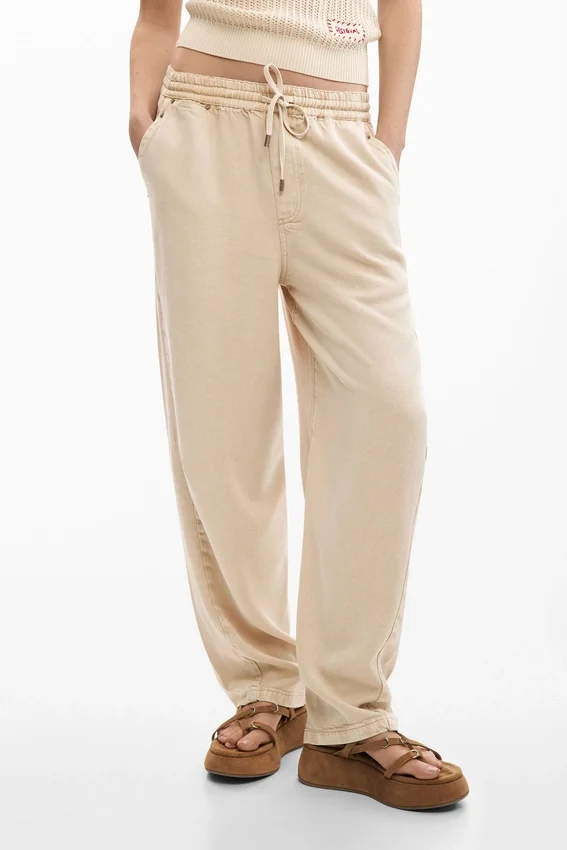 Leichte Jeans mit Used-Look Leichte Jeans mit Used-Look