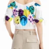M. Christian Lacroix Kurze, geraffte Bluse mit Blumenmuster M. Christian Lacroix Kurze, geraffte Bluse mit Blumenmuster