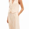 Maßgeschneiderte Hose mit Blumenmuster Maßgeschneiderte Hose mit Blumenmuster
