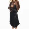 Midi-Kleid mit Blumenmuster Midi-Kleid mit Blumenmuster