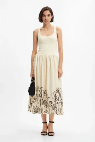 Midi-Kleid mit Blumenmuster und ausgestelltem Schnitt