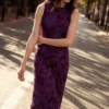 Midi-Kleid mit Flockdruck Midi-Kleid mit Flockdruck