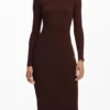Midi-Kleid mit verschiedenen Tragevarianten Midi-Kleid mit verschiedenen Tragevarianten