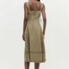Midi-Kleid mit Ziernähten Midi-Kleid mit Ziernähten