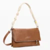 Mittlere Logo-Charm-Tasche Mittlere Logo-Charm-Tasche