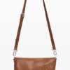 Mittlere Logo-Charm-Tasche Mittlere Logo-Charm-Tasche