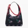 Mittlere ovale Tasche mit Struktur Mittlere ovale Tasche mit Struktur