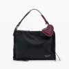 Mittlere Tasche mit Herz-Anhänger
