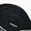 Mittlere Tasche mit Nieten-Anhänger
