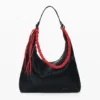 Mittlere Tasche mit Prägung