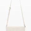 Mittlere Tasche mit Prägung