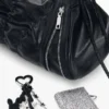 Mittlere Tasche mit Rüschen