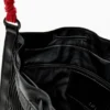 Mittlerer Rucksack mit Prägung Mittlerer Rucksack mit Prägung