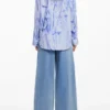 Oversized-Hemd im Arty-Stil Oversized-Hemd im Arty-Stil